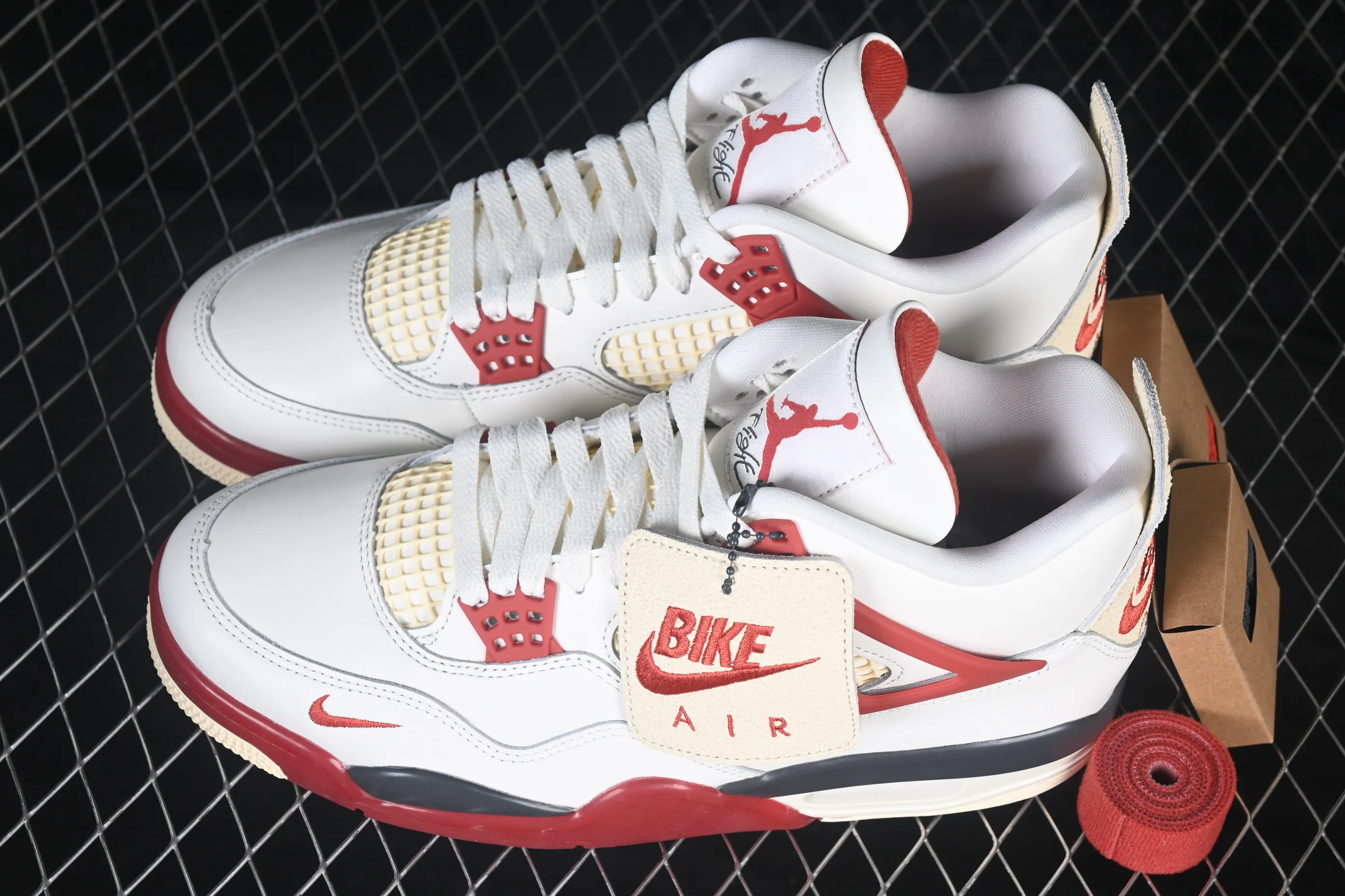 All Categories Air Jordan Jordan Series Basketball Shoes Air Jordan 4 LJR Version Nigel Sylvester x Air Jordan 4 Retro "Brick After Brick" AJ4 Joe 4 White Red Urine Stains 2.0 IQ8055-100